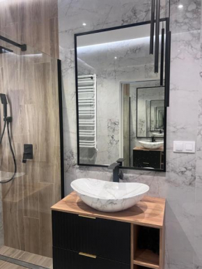 Luna Deluxe Centrum- River Point